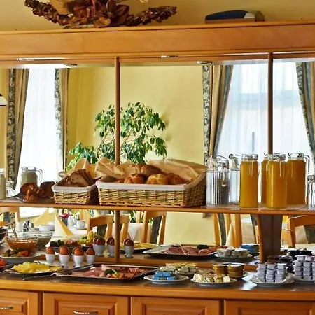 Hotel Weldi 3*