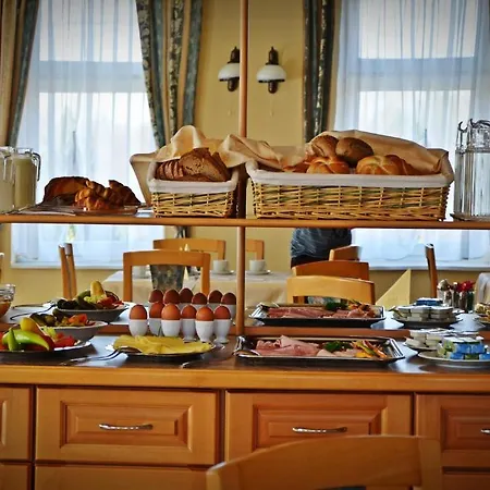Weldi Hotel 3*