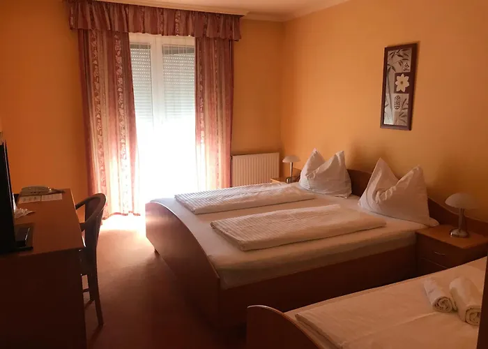 Weldi Hotel 3*